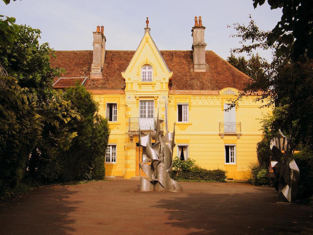 Villa Des Capucins Luxeuil-les-Bains Exterior photo