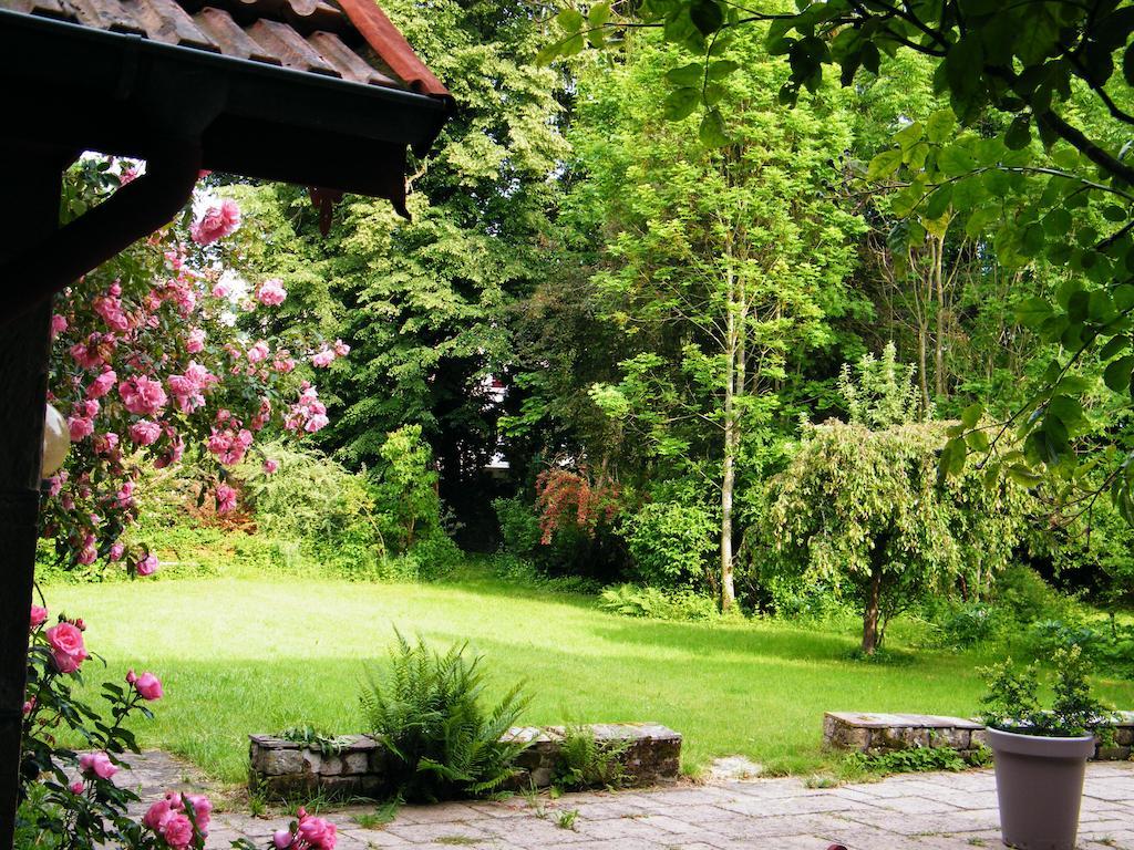 Villa Des Capucins Luxeuil-les-Bains Exterior photo